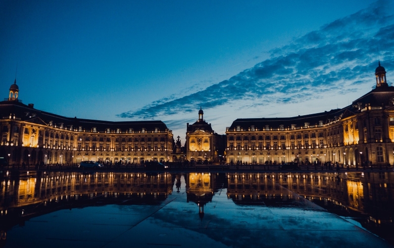The Miroir d’eau… reflect side - Bordeaux Citybreak Roadtrip Escapade Adventure Getaway